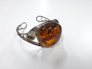 琥珀　ブレスレット